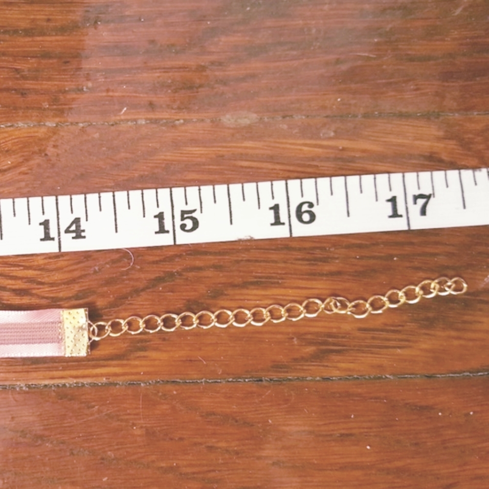 New 14.25" orange heart & silver tone key choker - Picture 4 of 5